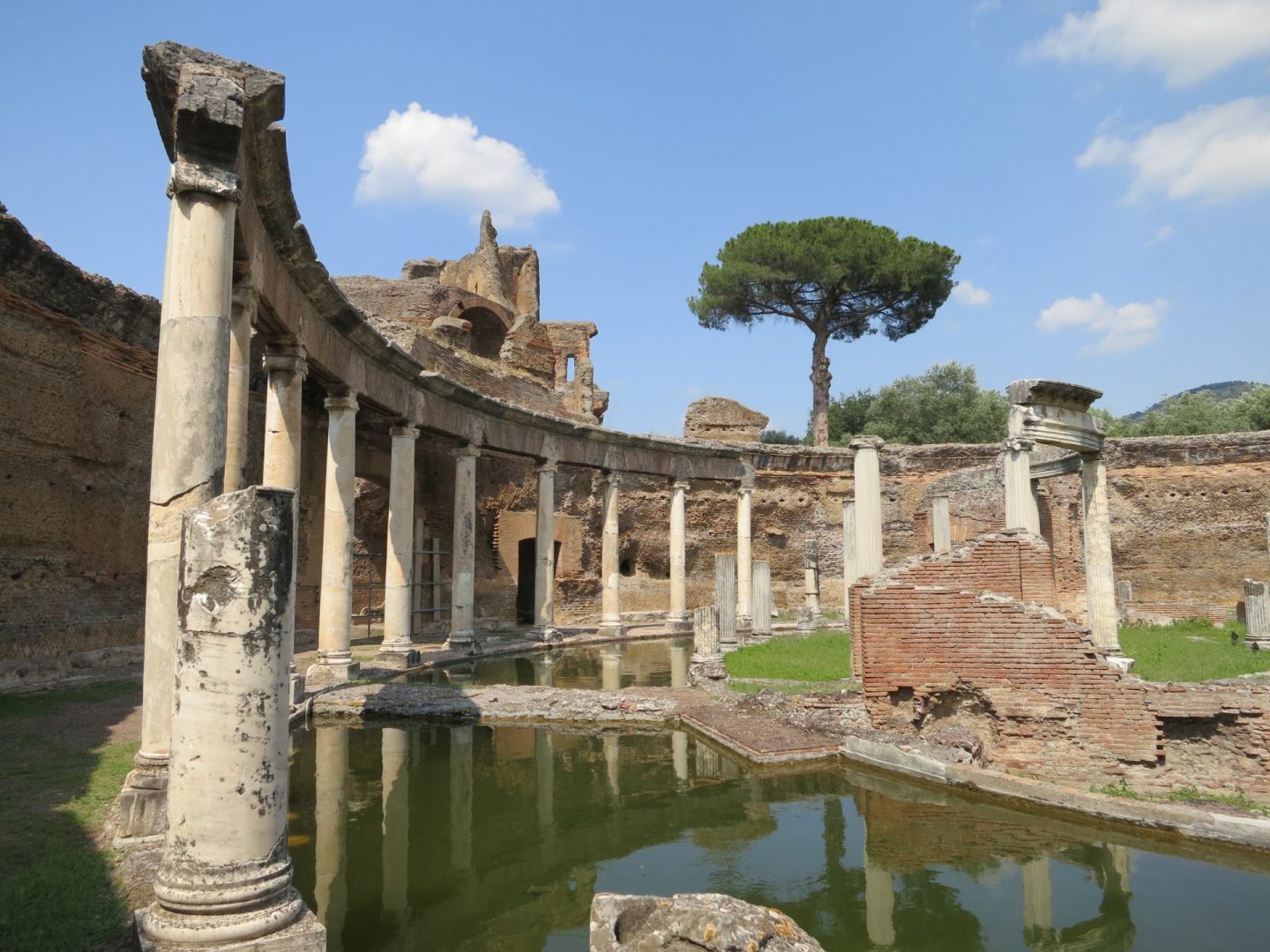 hadrians villa visiting tips