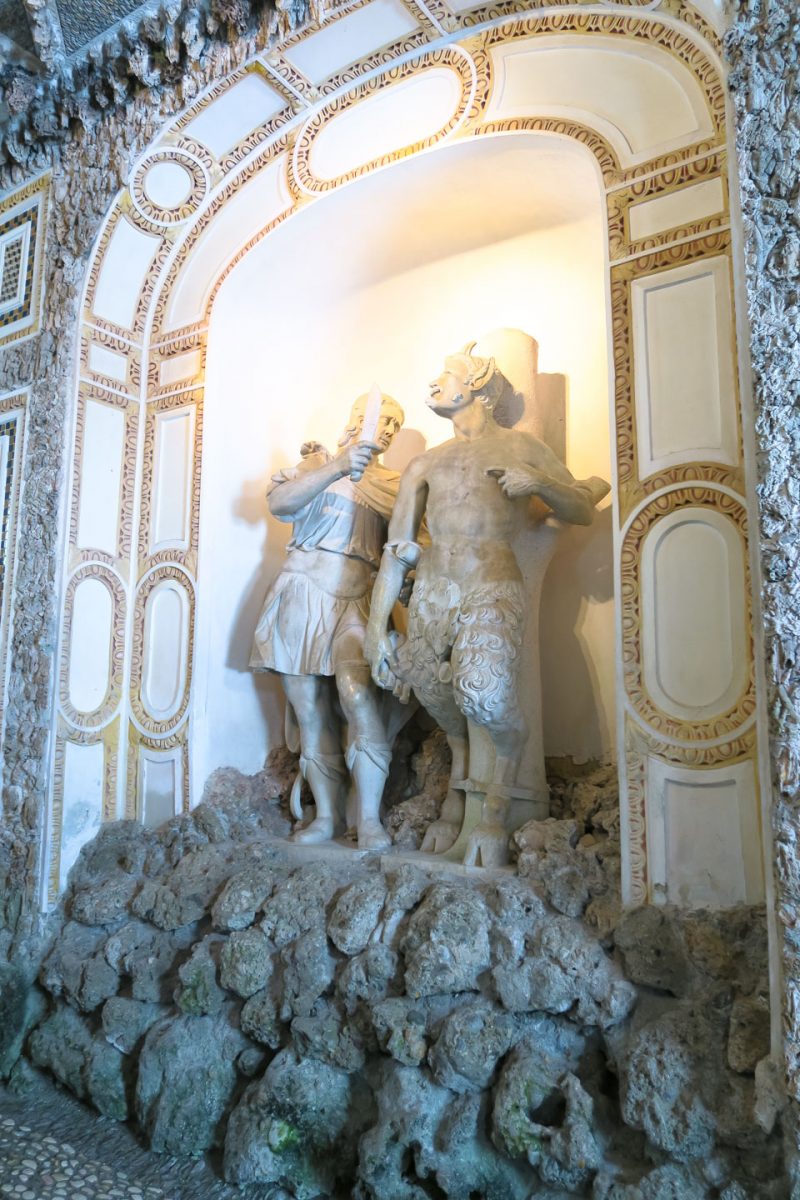 hellbrunn fountain statue