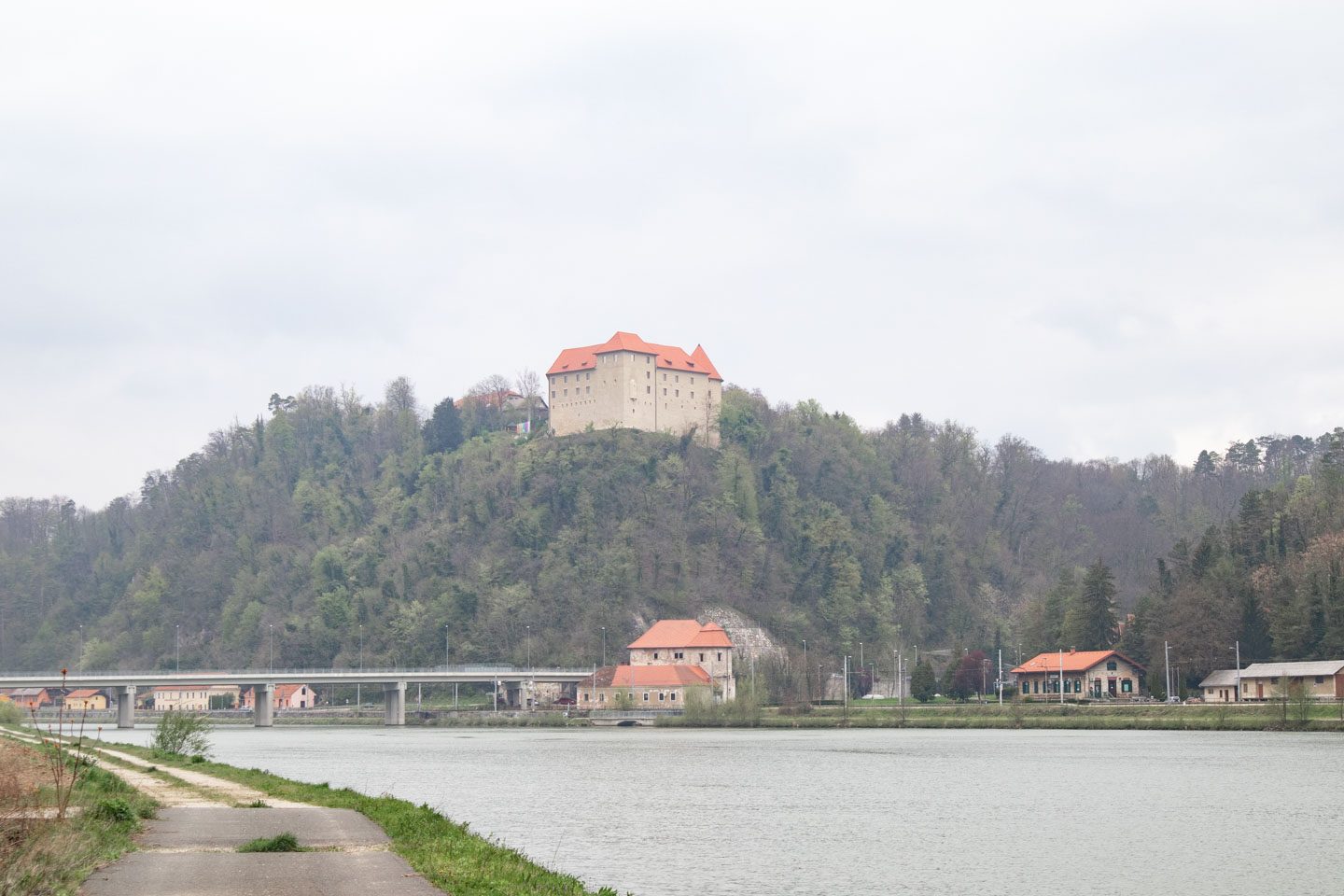 brestanica castle